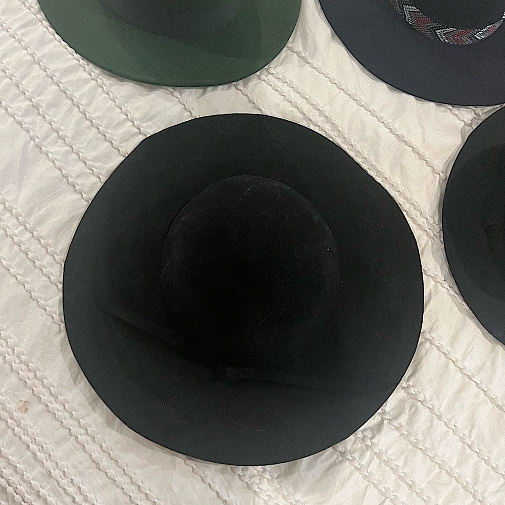 Black wool floppy hat